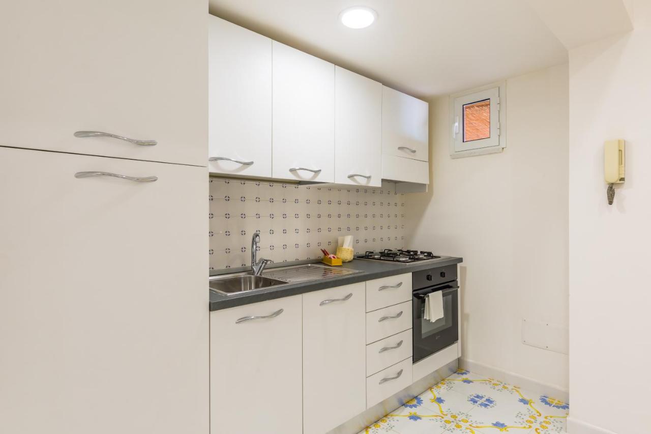 Apartament Jude'S Roof At Chiaia Neapol Zewnętrze zdjęcie