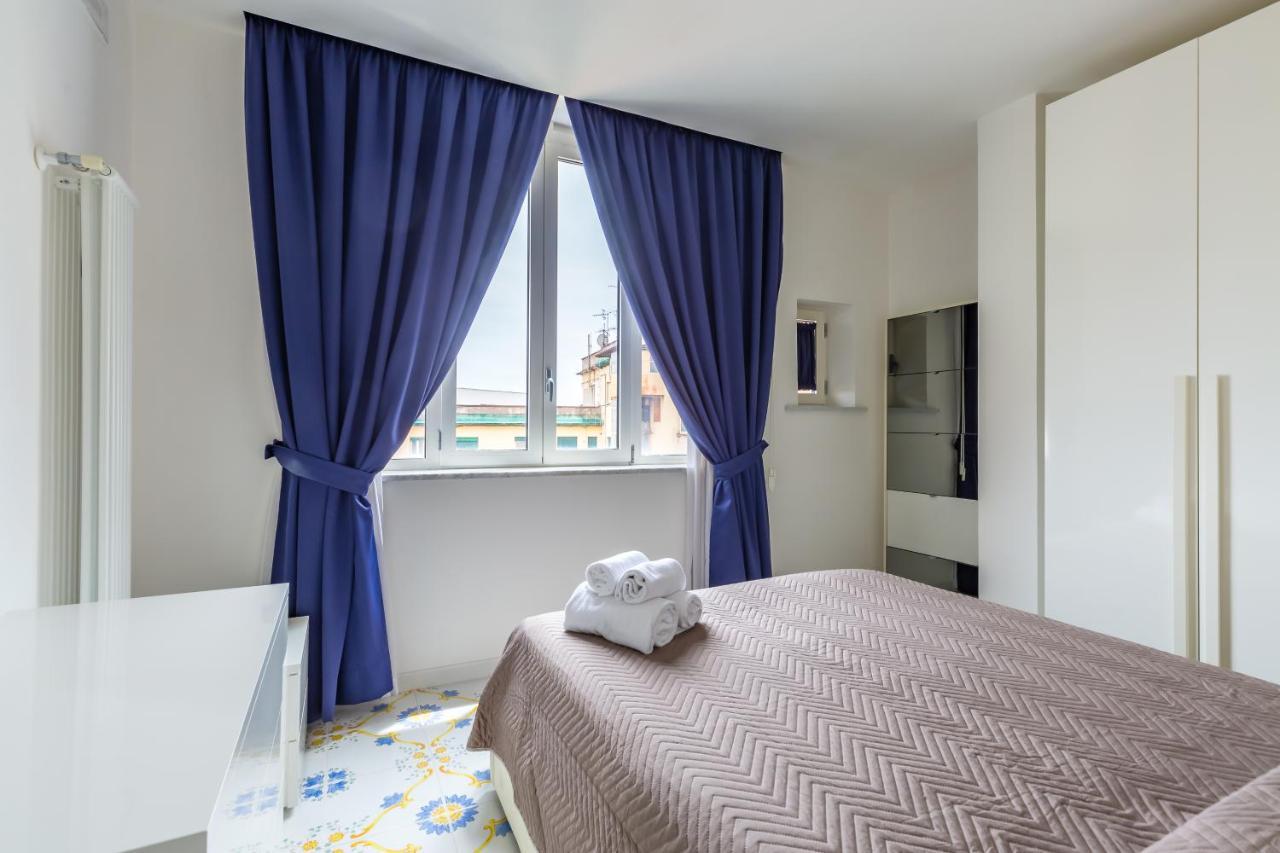 Apartament Jude'S Roof At Chiaia Neapol Zewnętrze zdjęcie