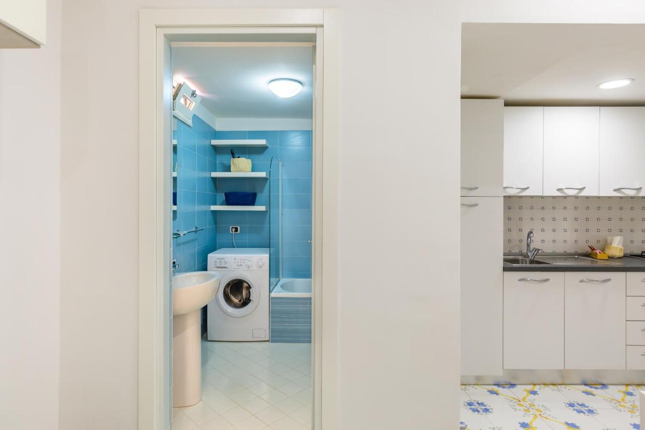 Apartament Jude'S Roof At Chiaia Neapol Zewnętrze zdjęcie