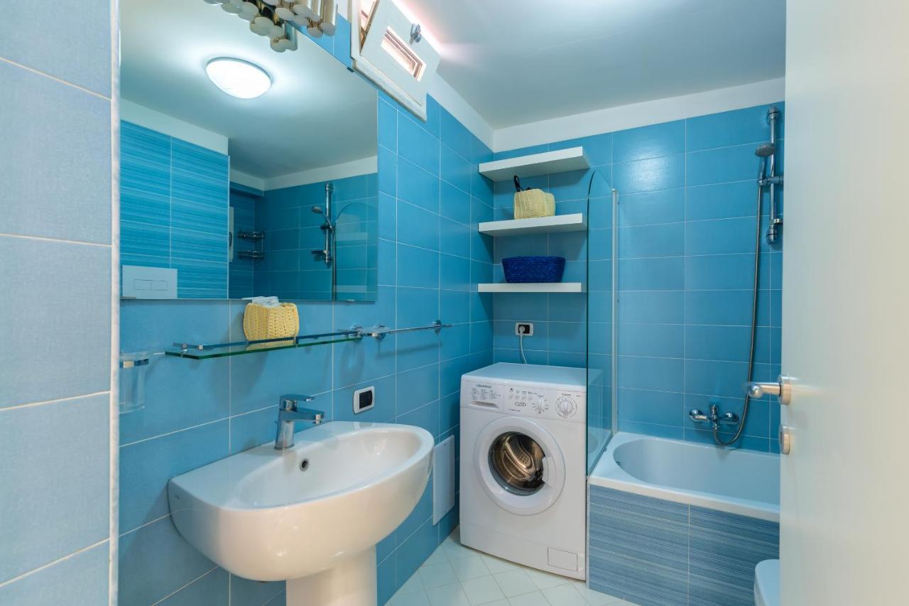 Apartament Jude'S Roof At Chiaia Neapol Zewnętrze zdjęcie